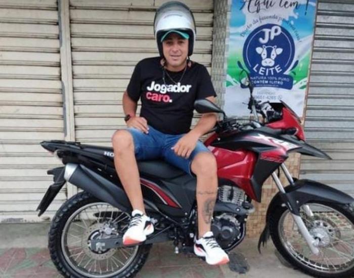 Mototaxista é morto e tiros em Belo Jardim