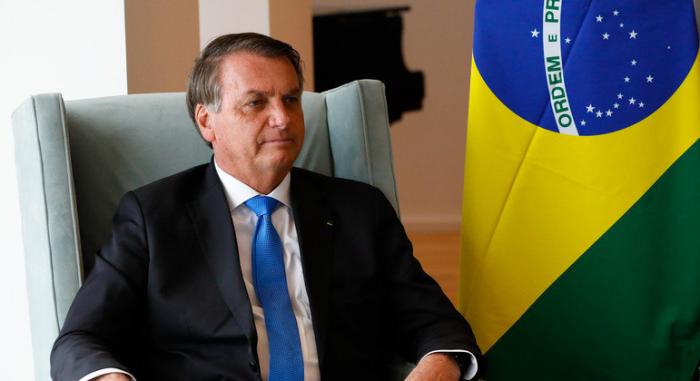 Bolsonaro diz que decidiu não tomar mais a vacina contra Covid-19