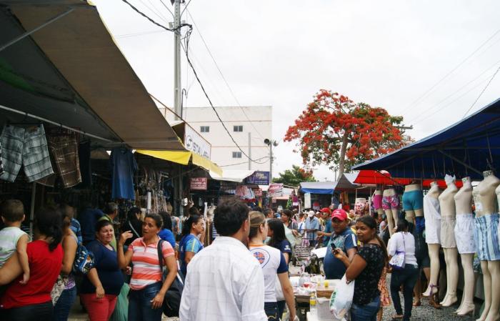 Lojas do Parque 18 de Maio e Feira da Sulanca funcionam no Dia do Comerciário em Caruaru