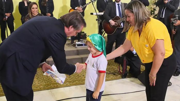 Governo Bolsonaro investe em educação infantil