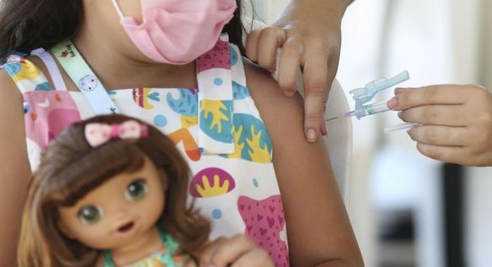 Saúde volta a pedir recomendação médica para vacinação infantil