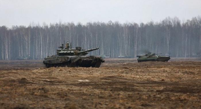 Rússia segue enviando tropas para a fronteira com a Ucrânia, diz Otan
