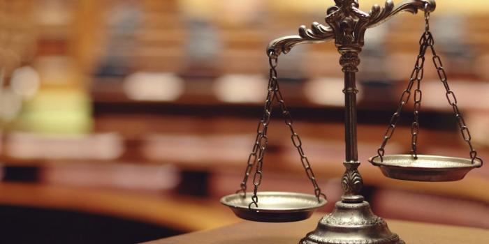 PL autoriza multa em caso de revogação unilateral de contrato de honorários advocatícios