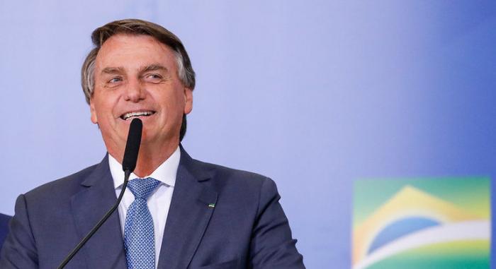 Bolsonaro diz que Brasil é um dos países que menos sofrem com inflação