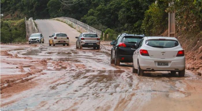 Chuvas causam transtornos em rodovias de Pernambuco