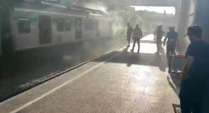 Trem é esvaziado em Jaboatão após fumaça sair de cabine de vagão; viagens atrasam