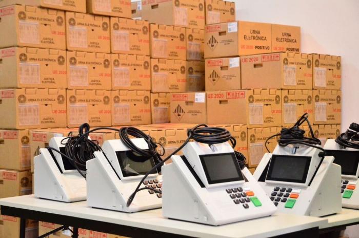 Urnas eletrônicas serão distribuídas para os locais de votação em Pernambuco a partir do dia 30