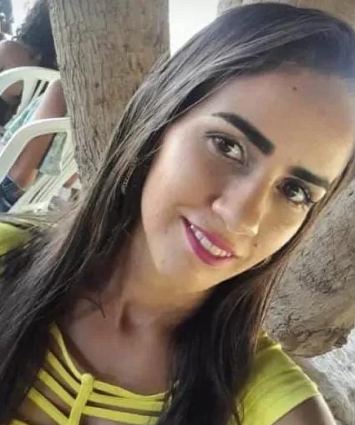 Mulher é assassinada com tiro na cabeça em Cabrobó, no Sertão